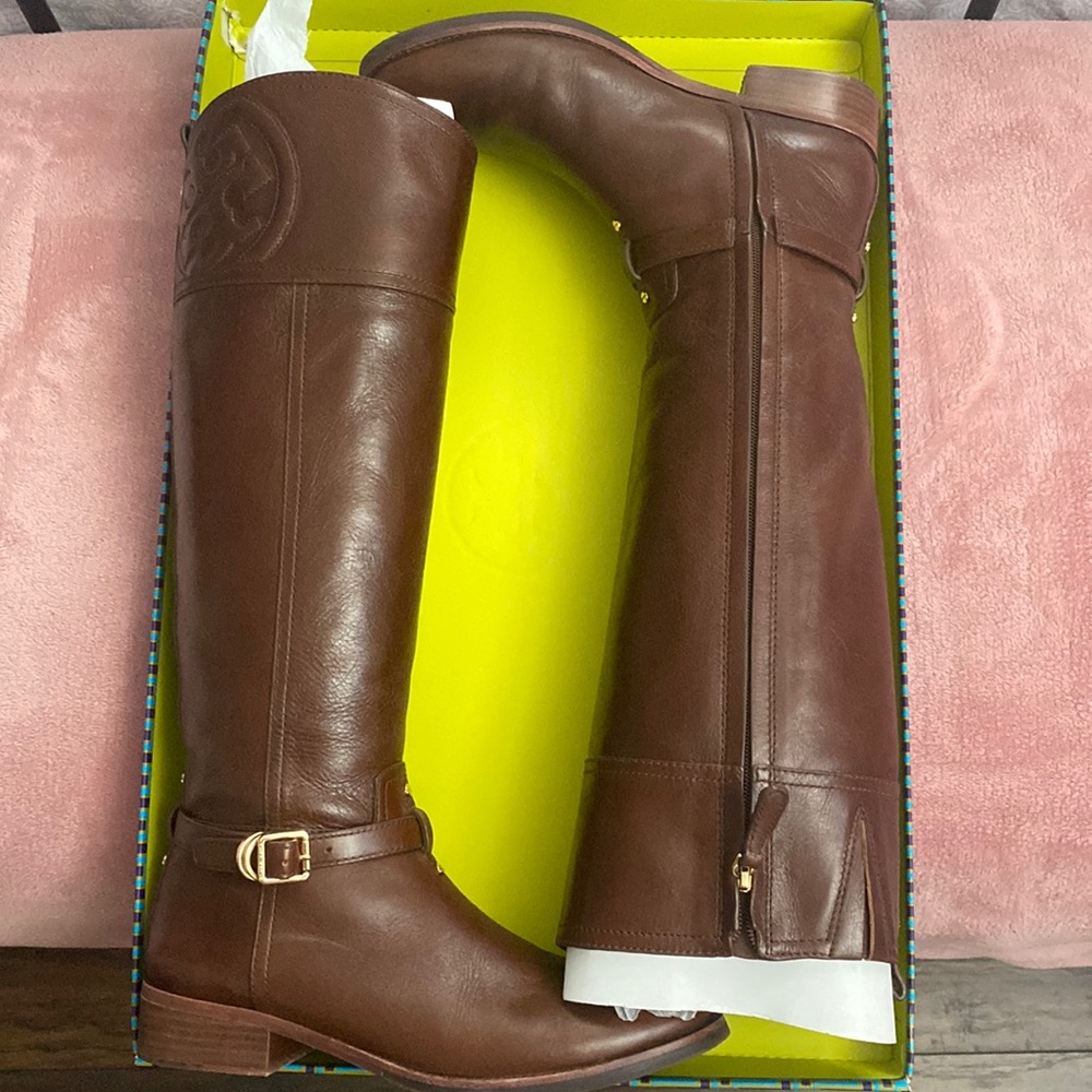 TORY BURCH Marlene Riding boot size 8.5 BROWN COLOR ! Used ONCE!
